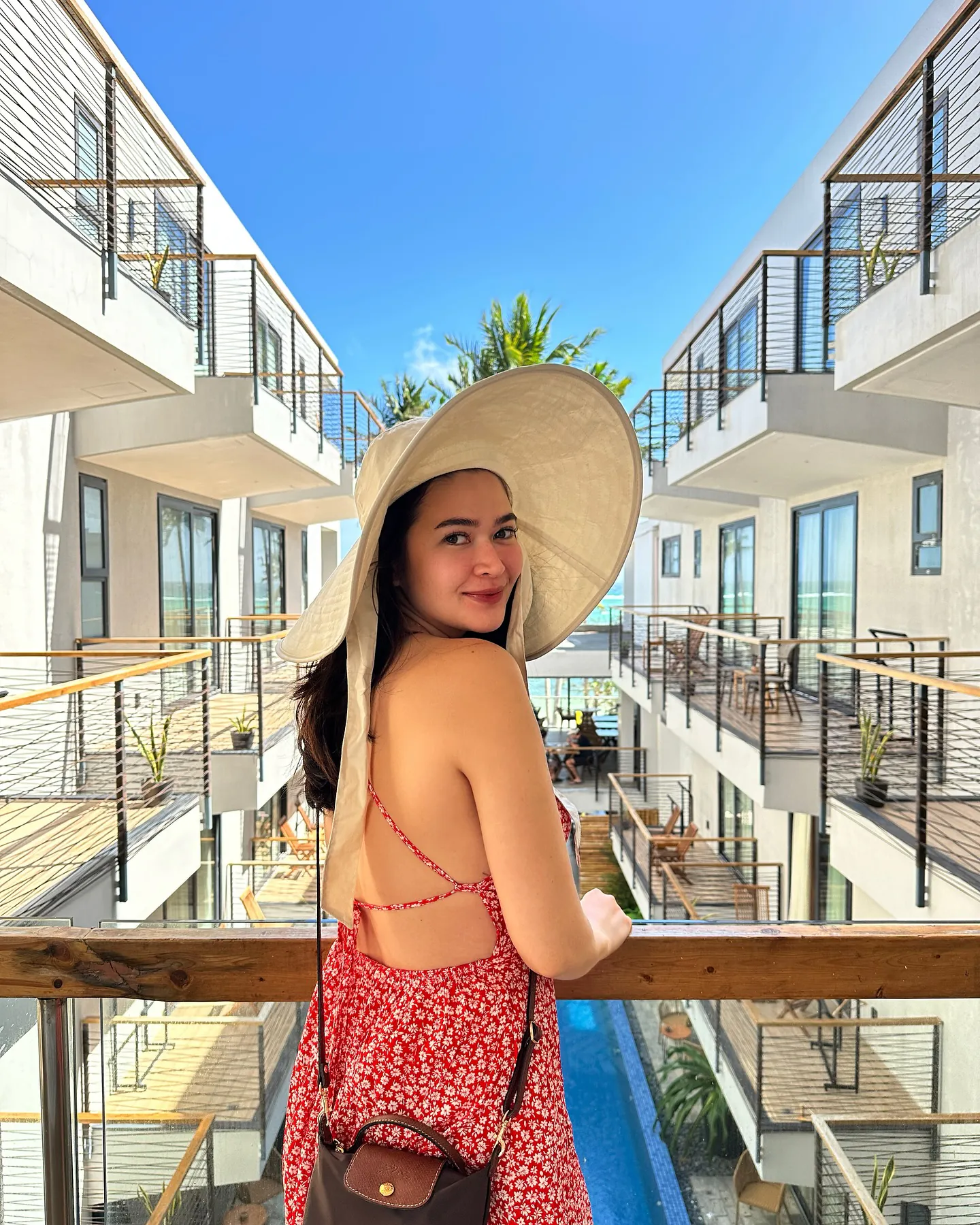 Bela Padilla - bela-padilla-sexy-6.webp